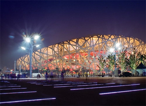 Оформление стадиона, на котором открывались летние XXIX Олимпийские игры в Пекине