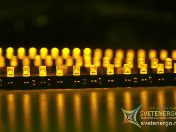 Светодиодная лента торцевого свечения на основе суперярких светодиодов жёлтого цвета