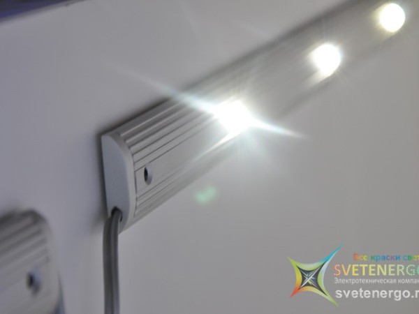 Линейный светодиодный светильник (3 LED) 375 мм., белый